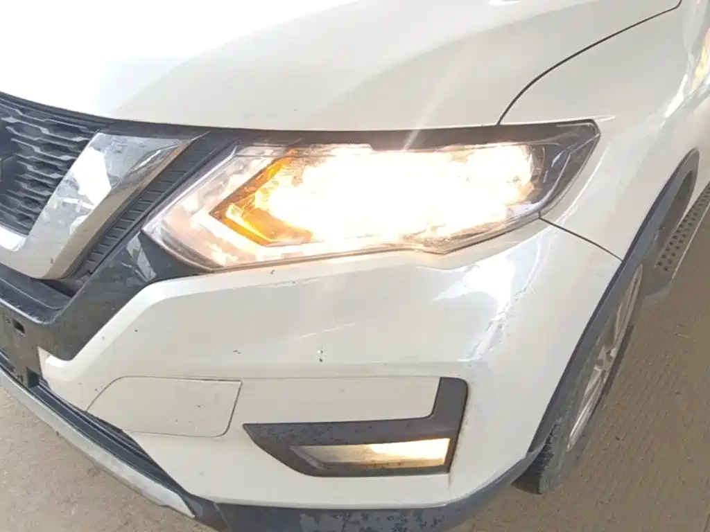Nissan X-Trail — миниатюра 24