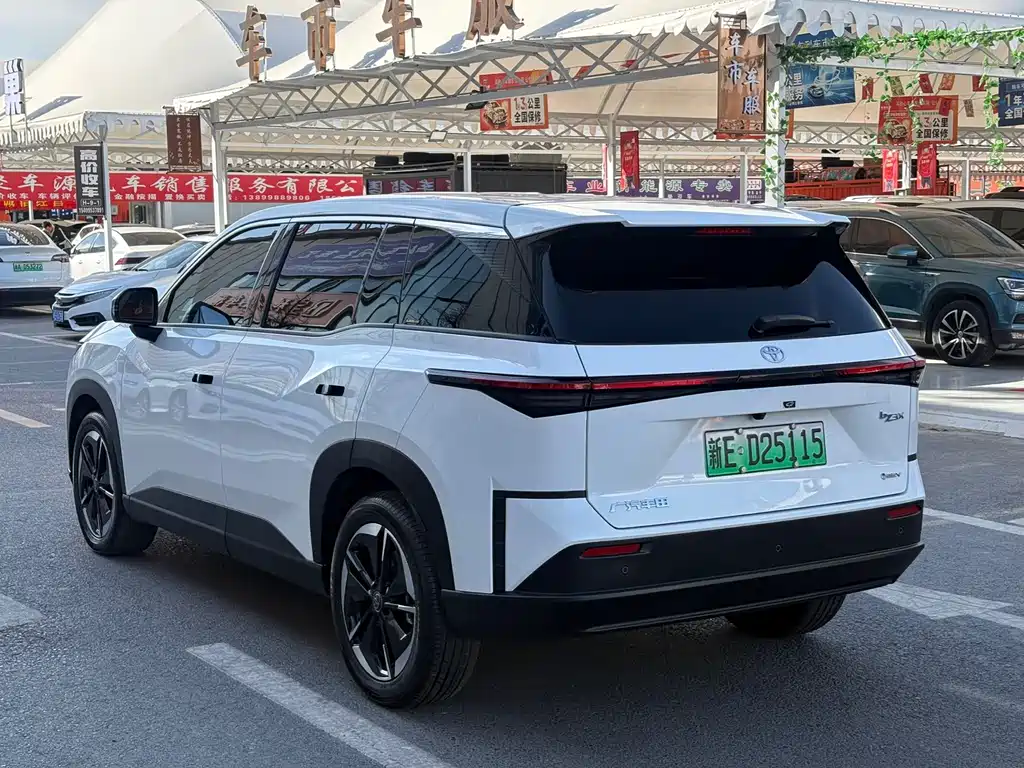 Toyota bZ3X — миниатюра 4
