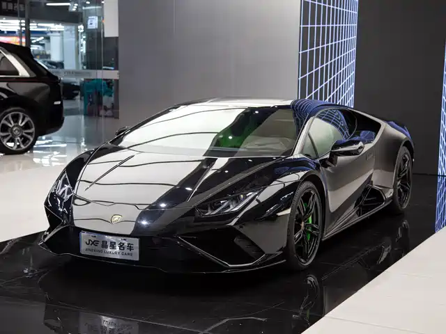 LAMBORGHINI HURACÁN
