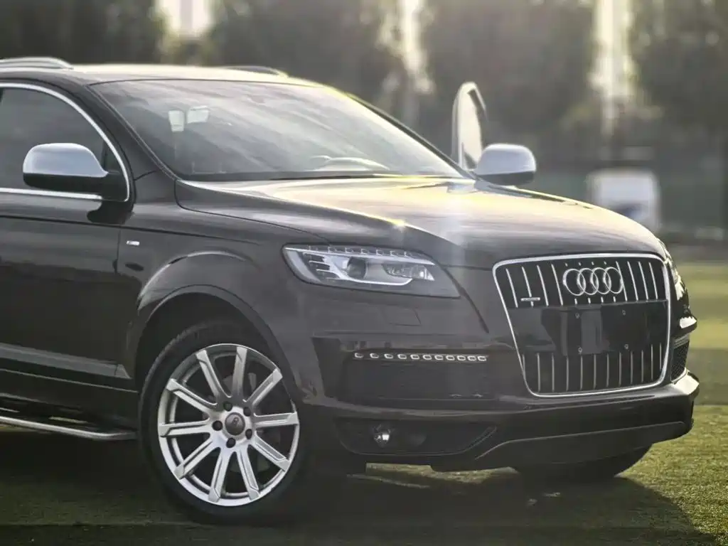 Audi Q7 — миниатюра 3