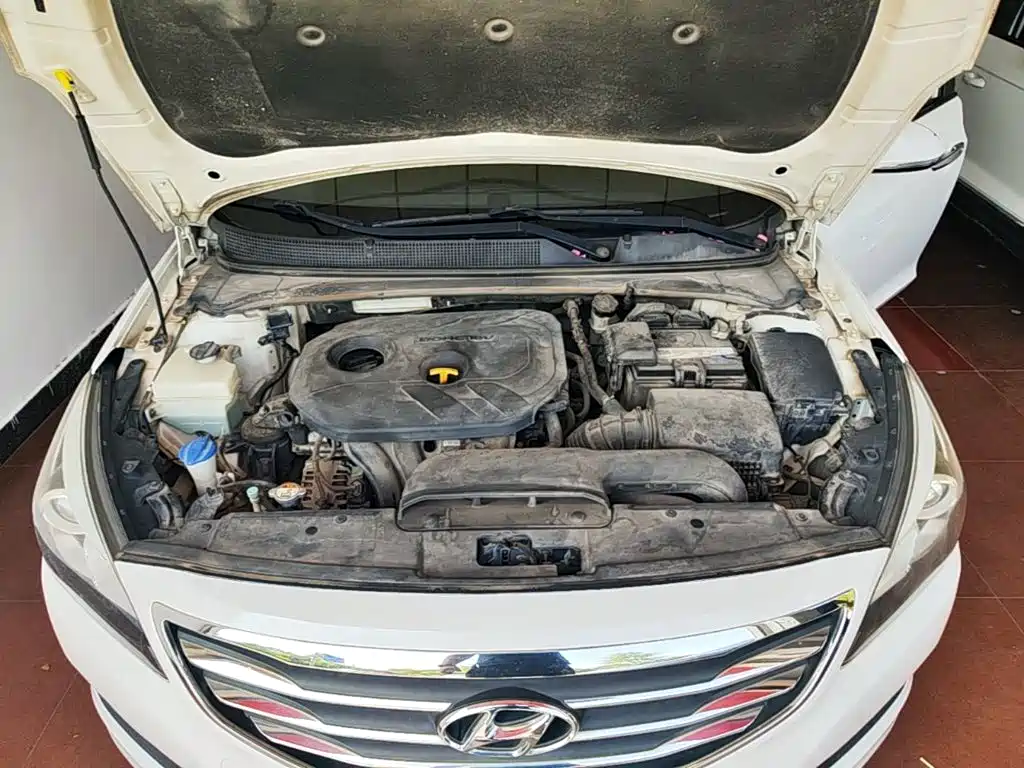Hyundai Mistra — миниатюра 20