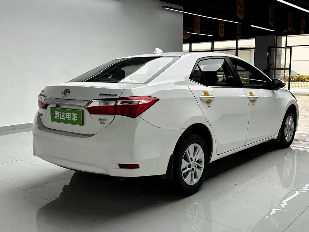 Toyota Corolla — миниатюра 7