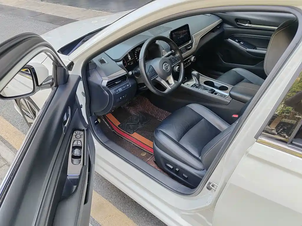 Nissan Teana — миниатюра 8