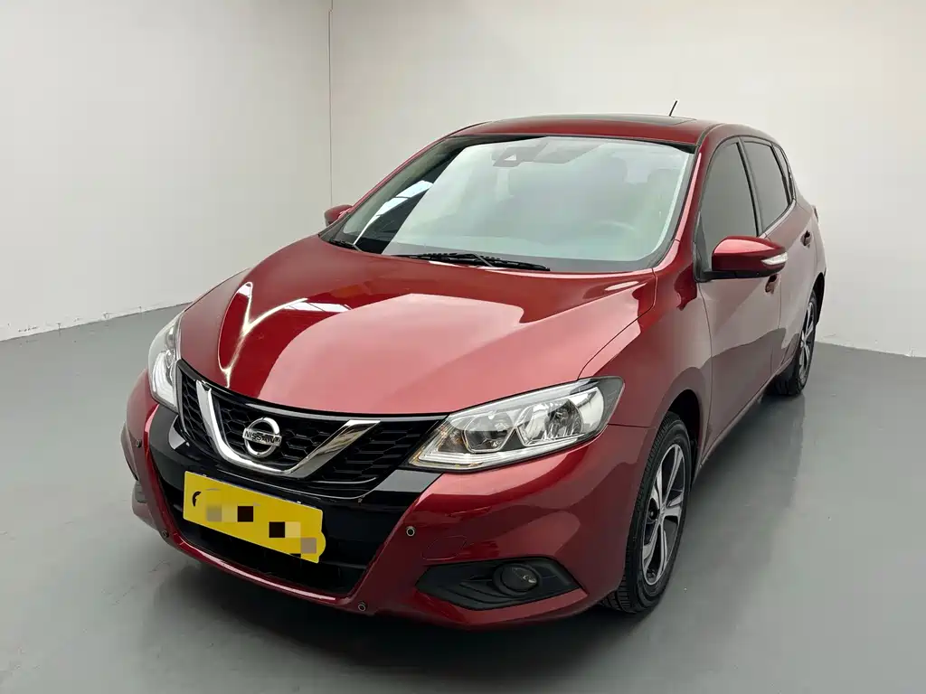 Nissan Tiida 2016