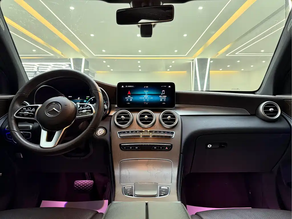 Mercedes-Benz GLC 2020 GLC 260 L 4MATIC Luxury