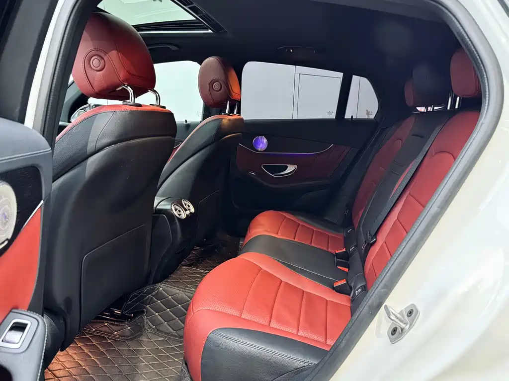 Mercedes-Benz GLC 2023 GLC 300 4MATIC SUV