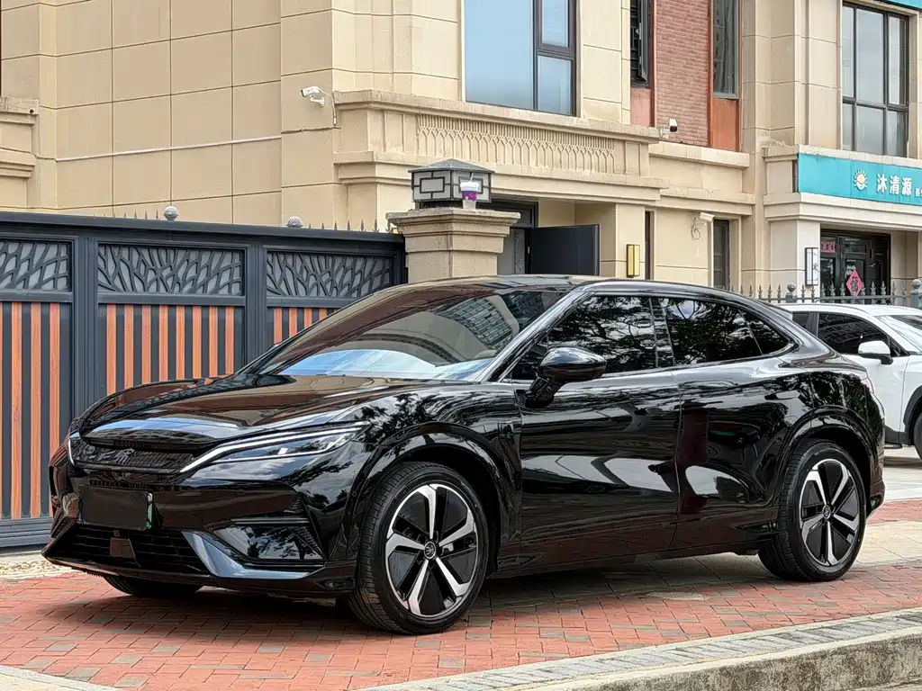 Byd L EV 2024