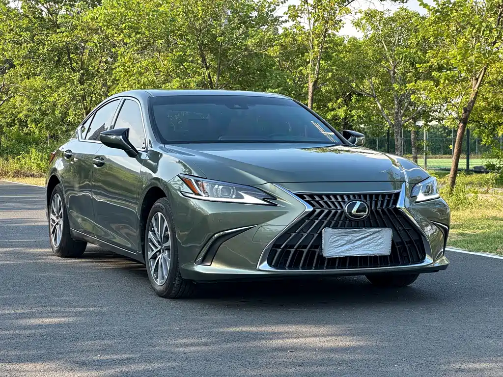 Lexus ES — миниатюра 3