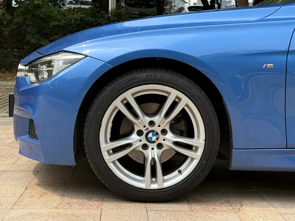 BMW 3 Series — миниатюра 17