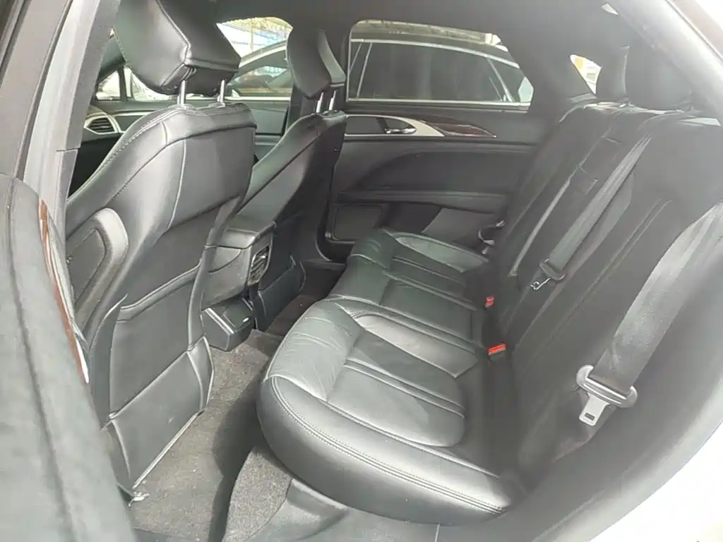 Lincoln MKZ — миниатюра 17