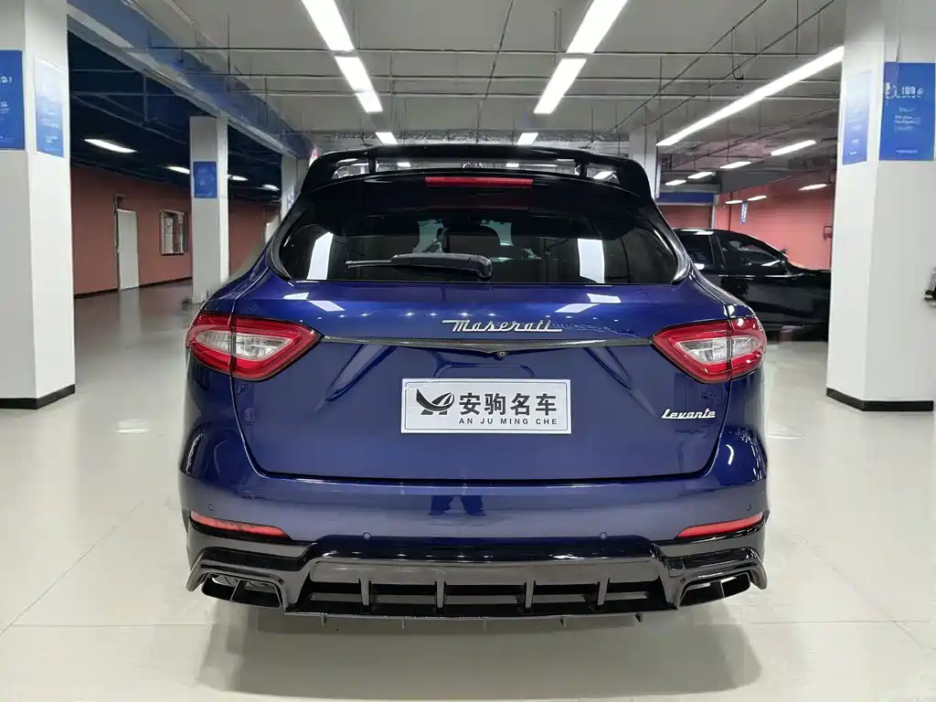 MASERATI LEVANTE