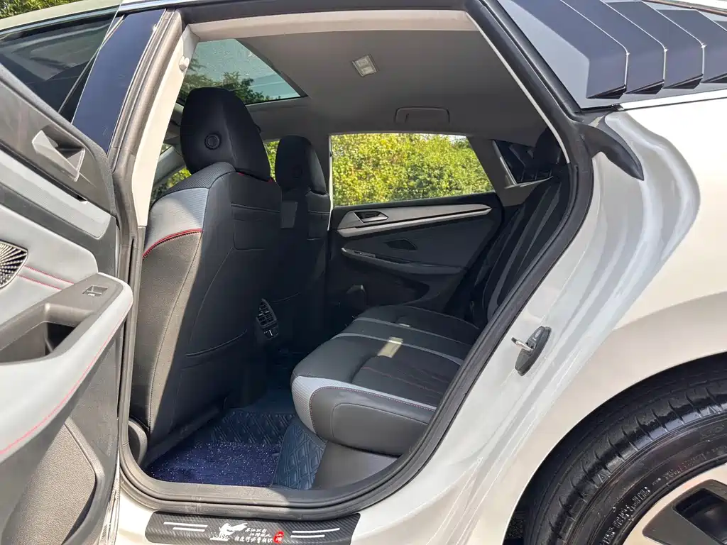 Volkswagen Lamando — миниатюра 12