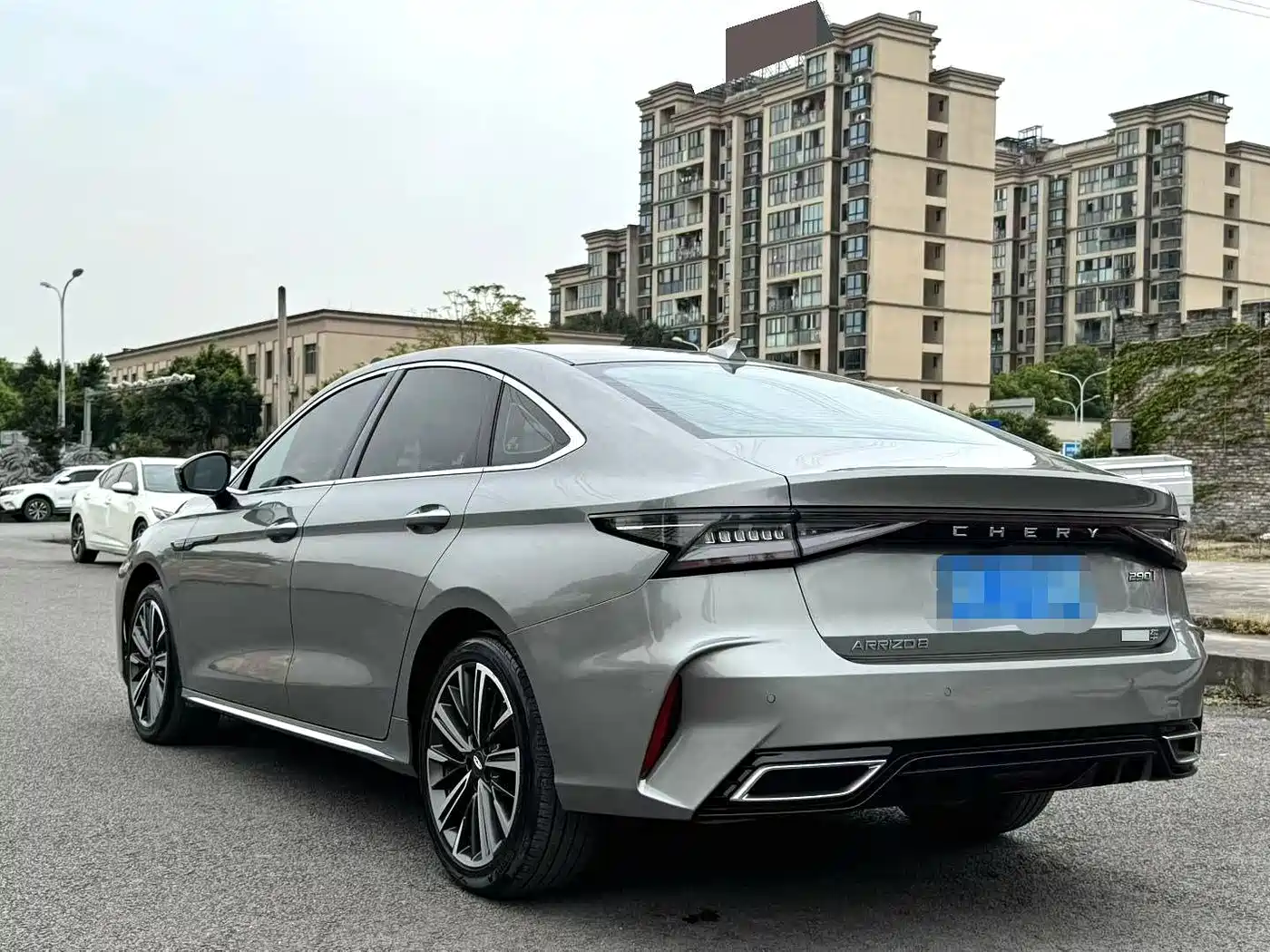 Chery Arrizo 8