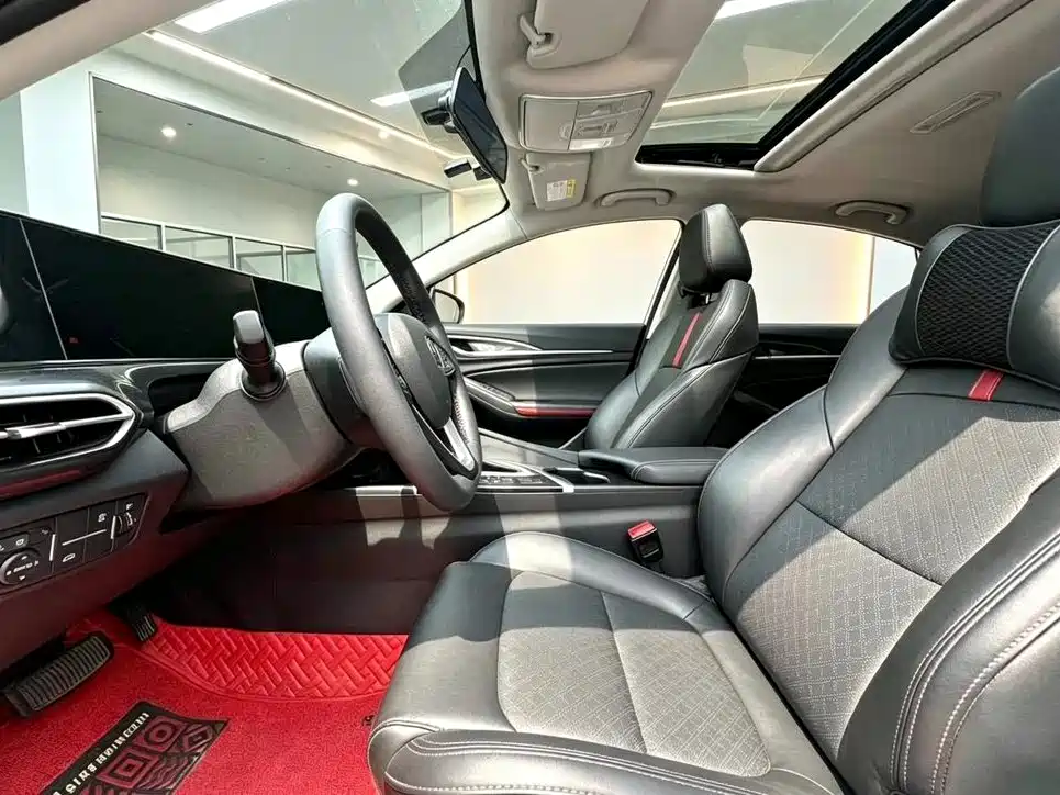 Changan Eado — миниатюра 4