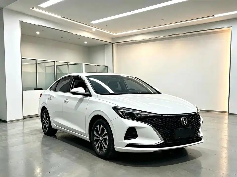 Changan Eado — миниатюра 3
