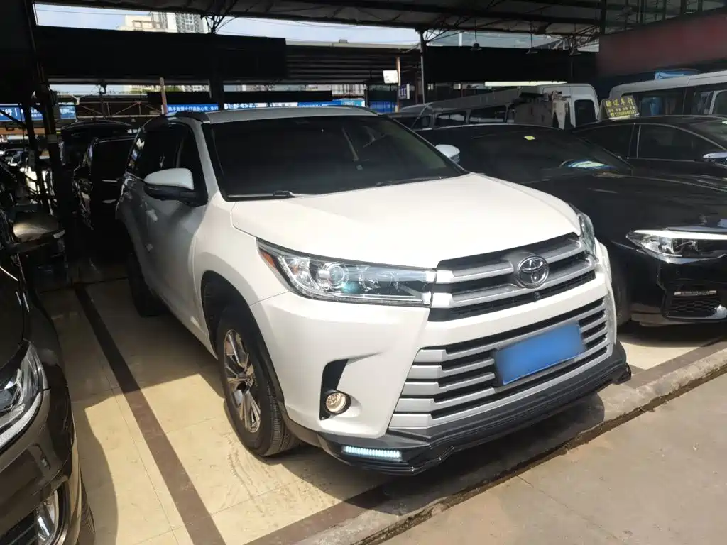 Toyota Highlander — миниатюра 23