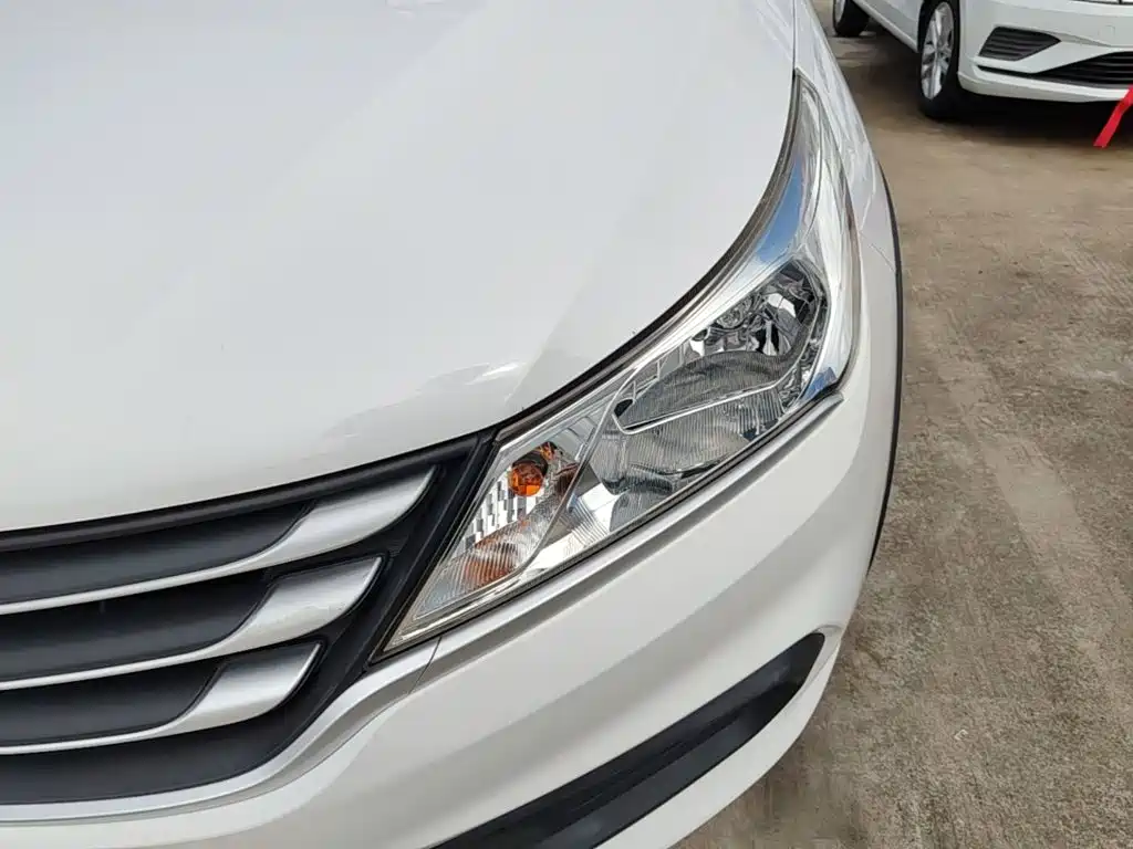 Baojun 310W — миниатюра 24