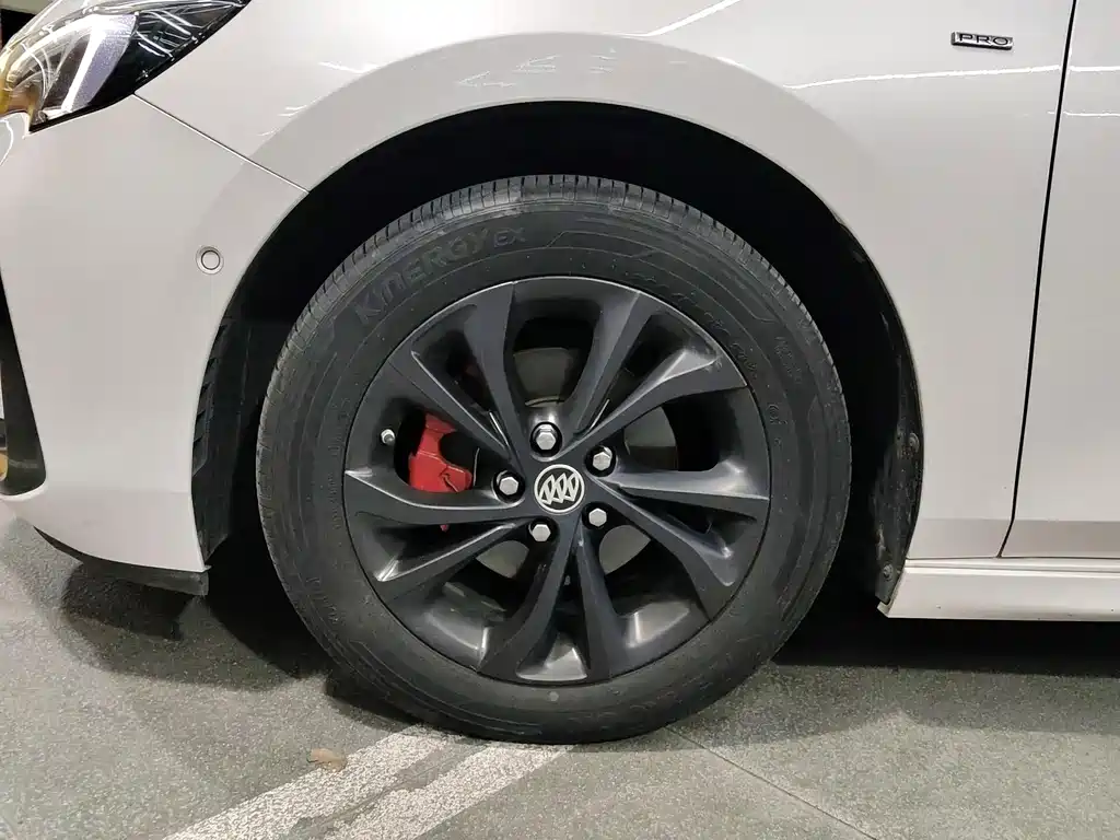 Buick Verano — миниатюра 15