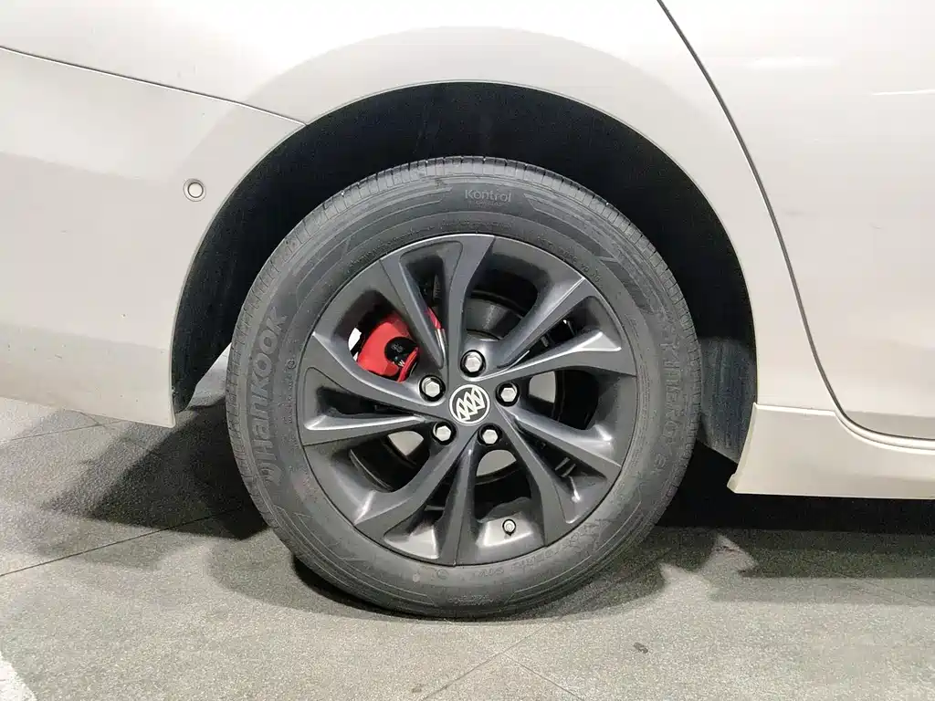 Buick Verano — миниатюра 18