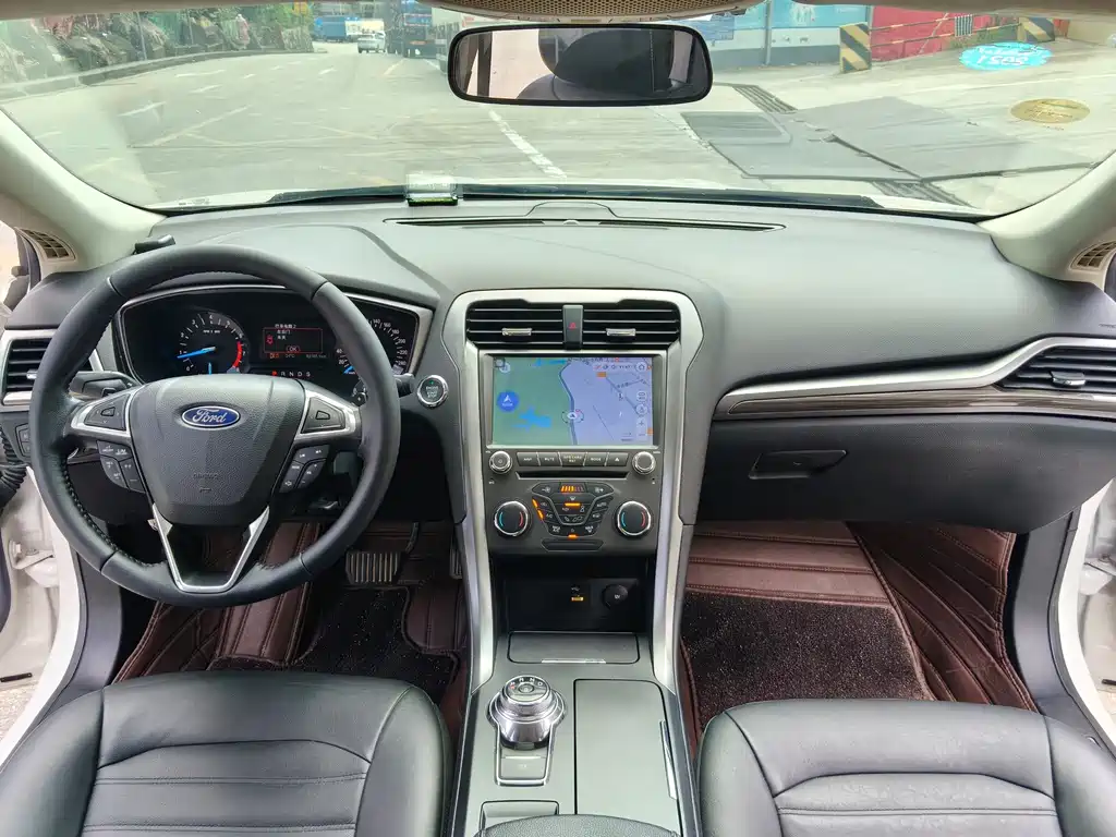 Ford Mondeo — миниатюра 8