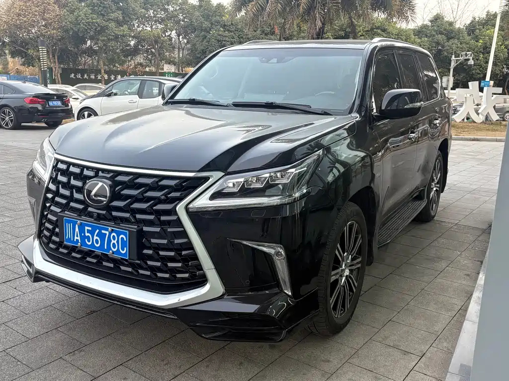 LEXUS LX