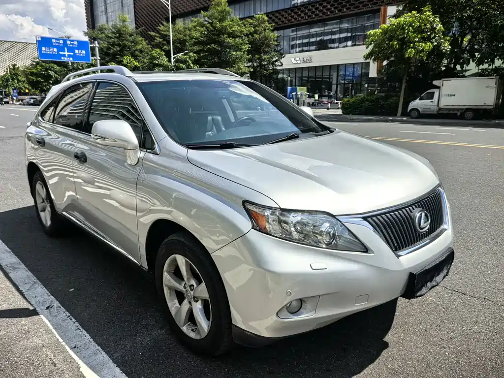 Lexus RX Classic — миниатюра 3