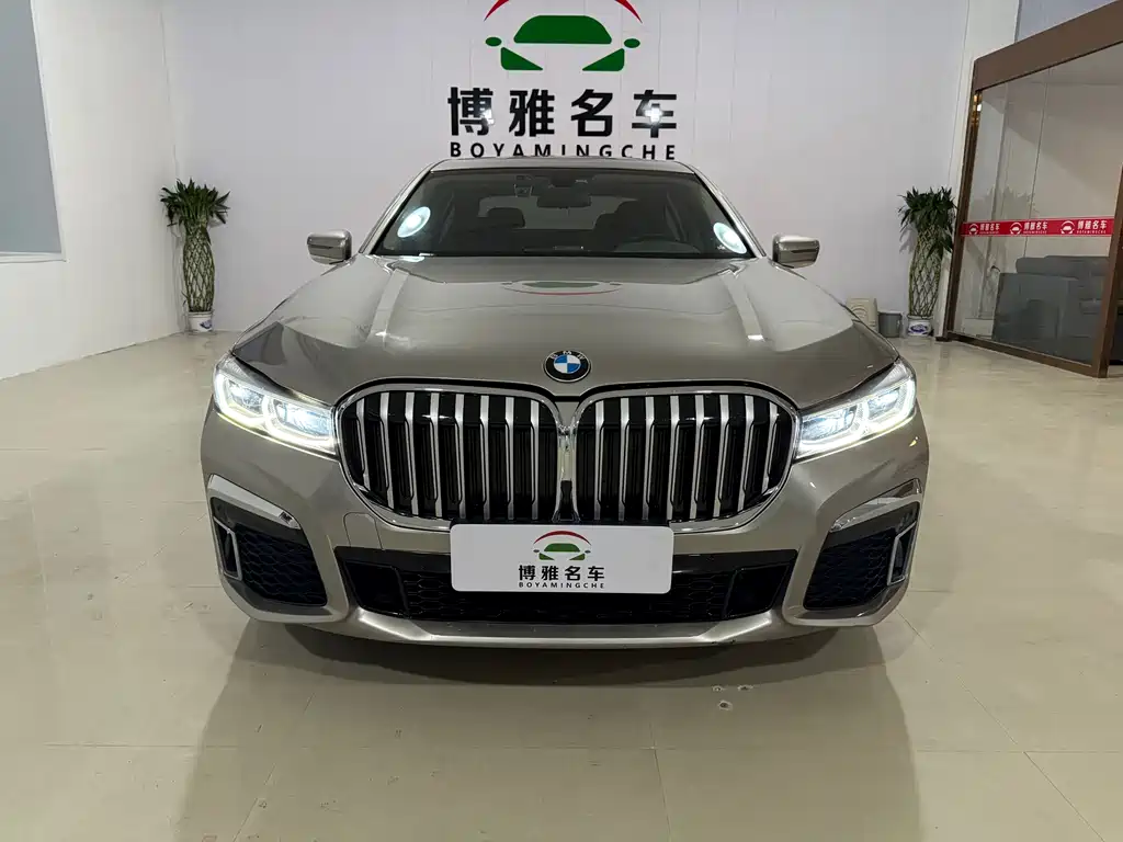BMW 7 SERIES