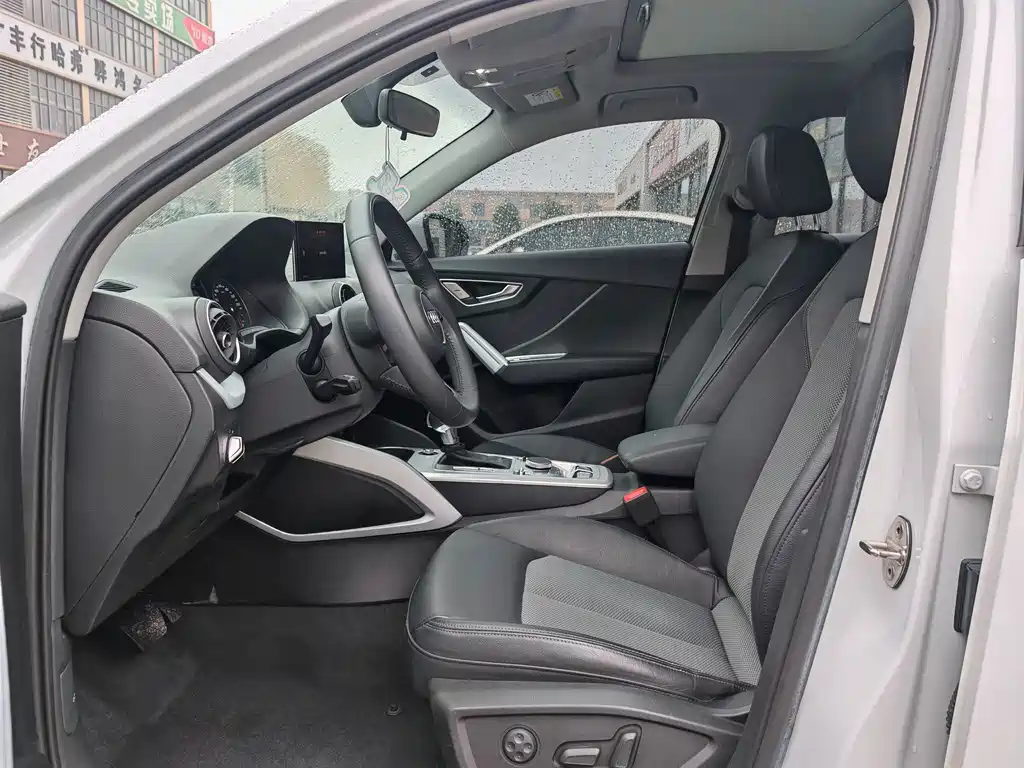 Audi Q2L — миниатюра 4