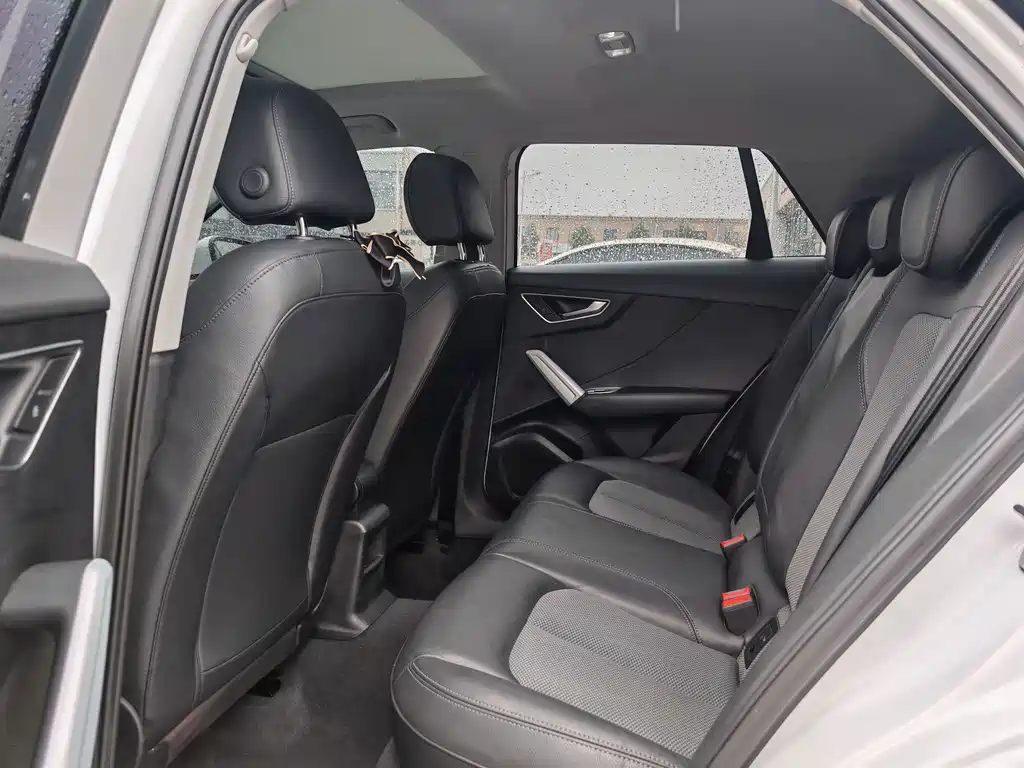 Audi Q2L — миниатюра 6