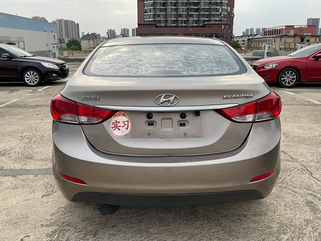 Hyundai Elantra 2015 1.6L AT Lead