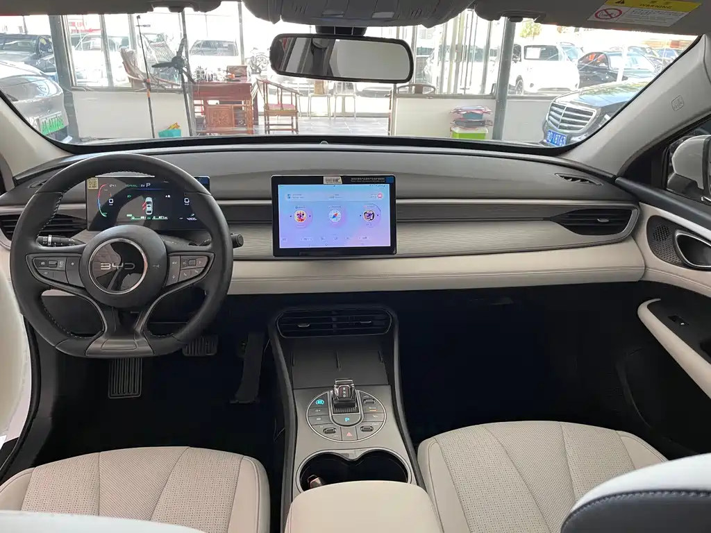 BYD Seal 05 DM-i — миниатюра 6