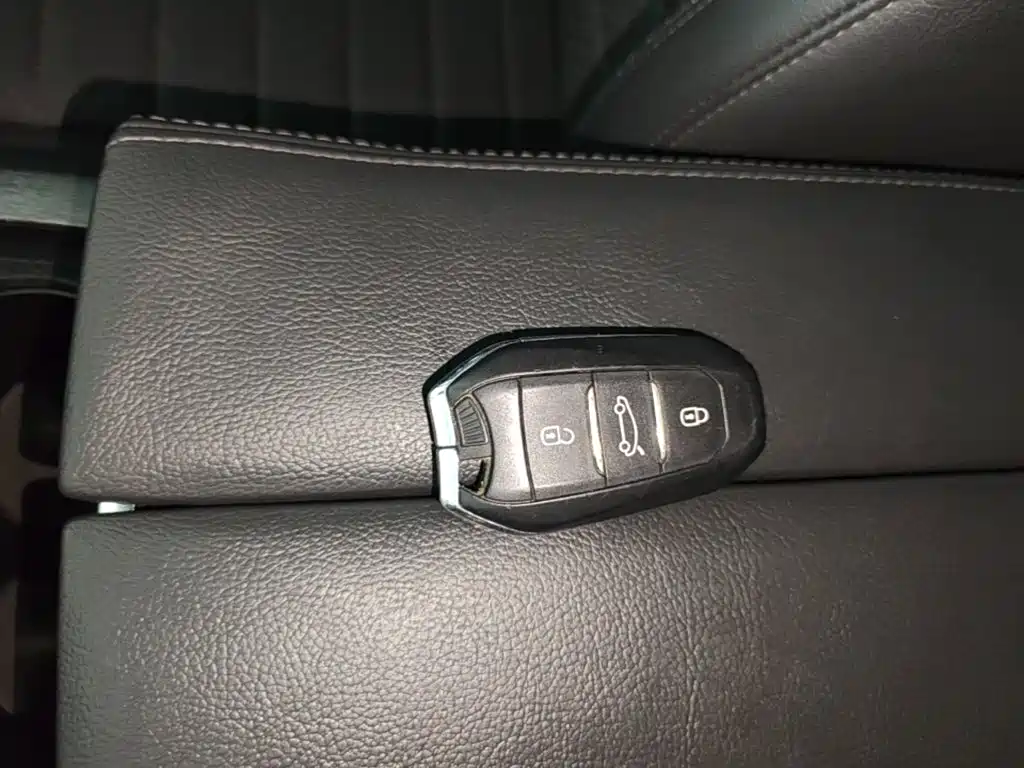 Citroen C6 — миниатюра 9