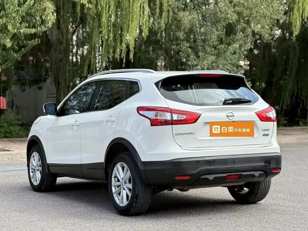 Nissan Qashqai — миниатюра 7