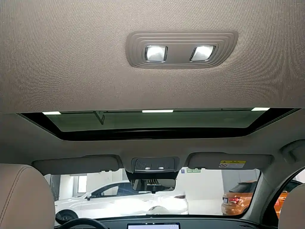 BYD Seal 05 DM-i — миниатюра 18