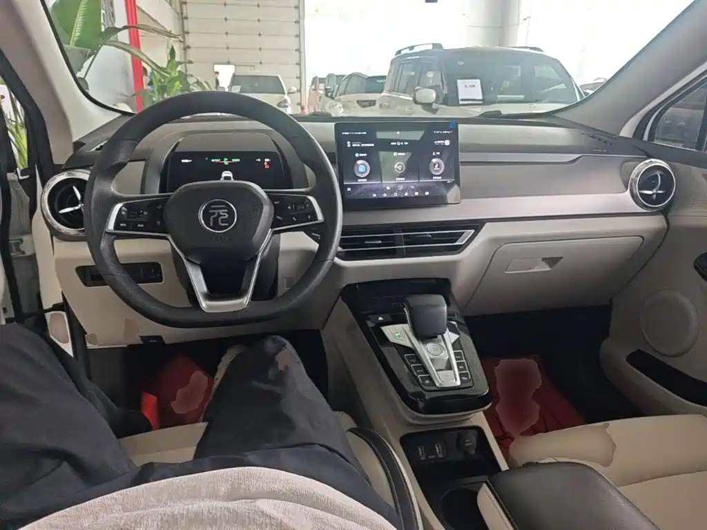 BYD Yuan Pro — миниатюра 10