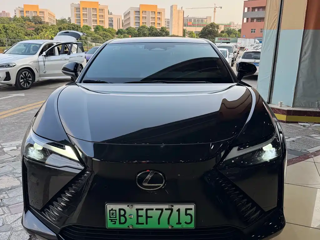 LEXUS RZ