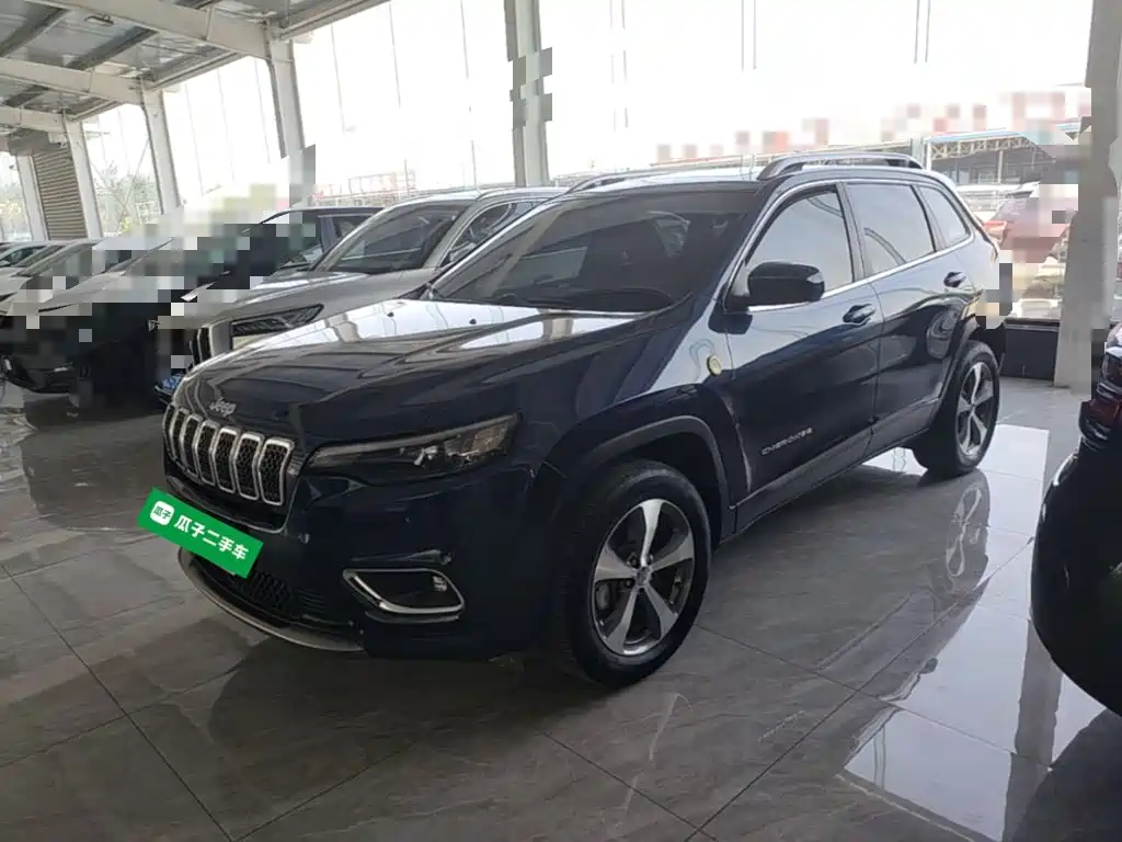 Jeep Cherokee — миниатюра 2