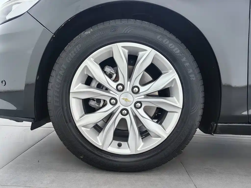 Chevrolet Malibu XL — миниатюра 17