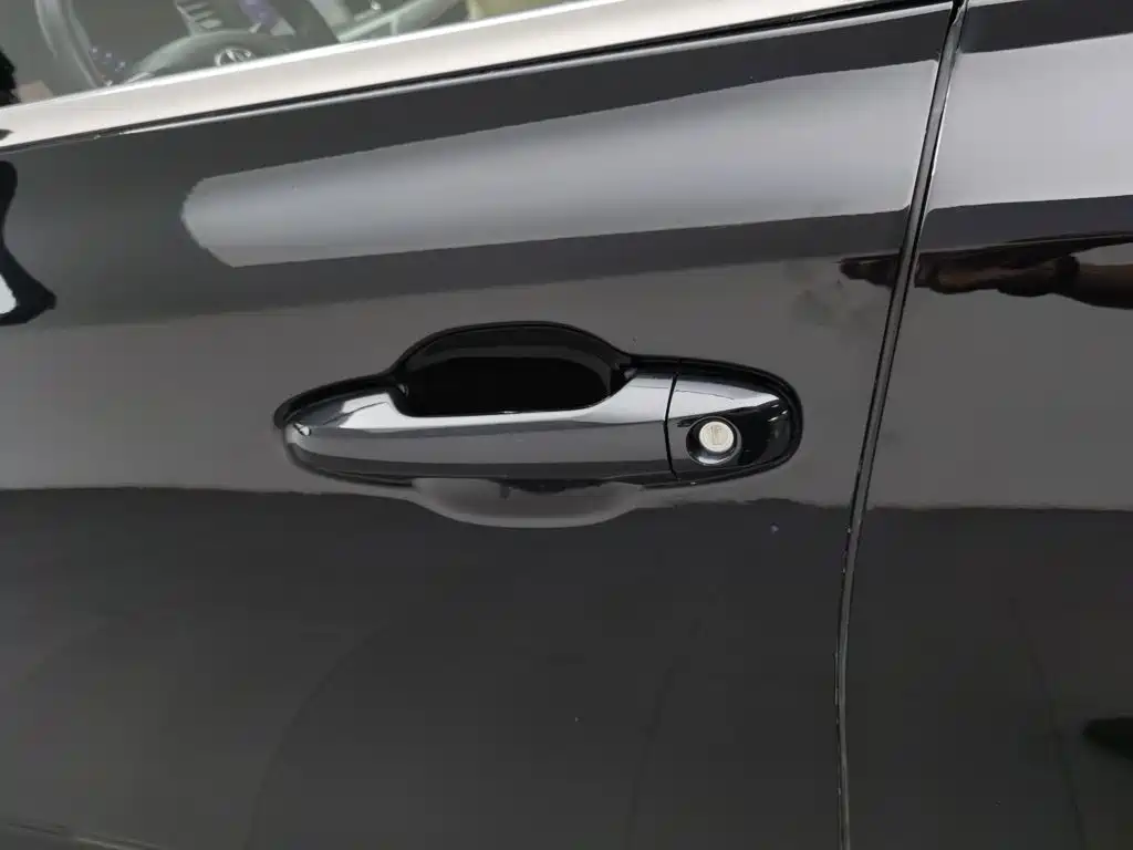 Toyota Highlander — миниатюра 18