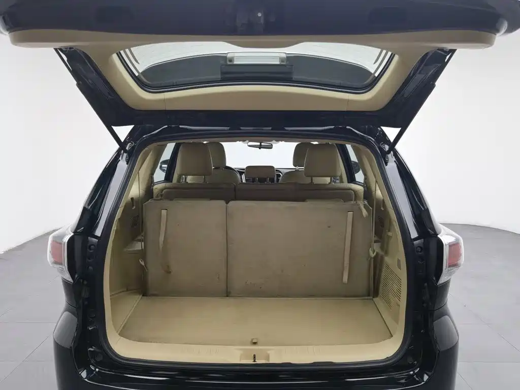 Toyota Highlander — миниатюра 16