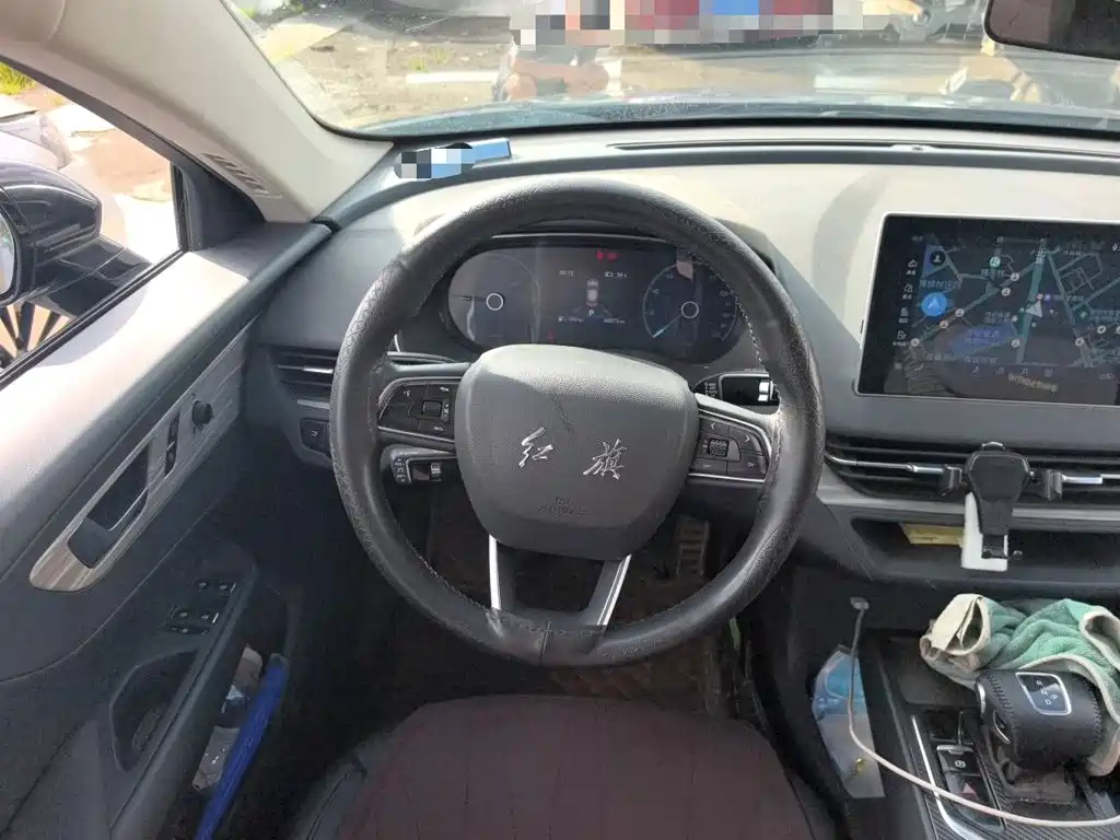 Hongqi Hongqi E-QM5 — миниатюра 3