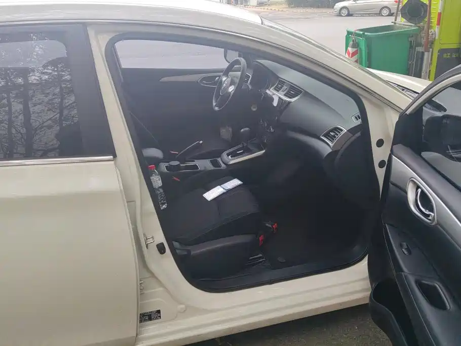 Nissan Sylphy — миниатюра 8