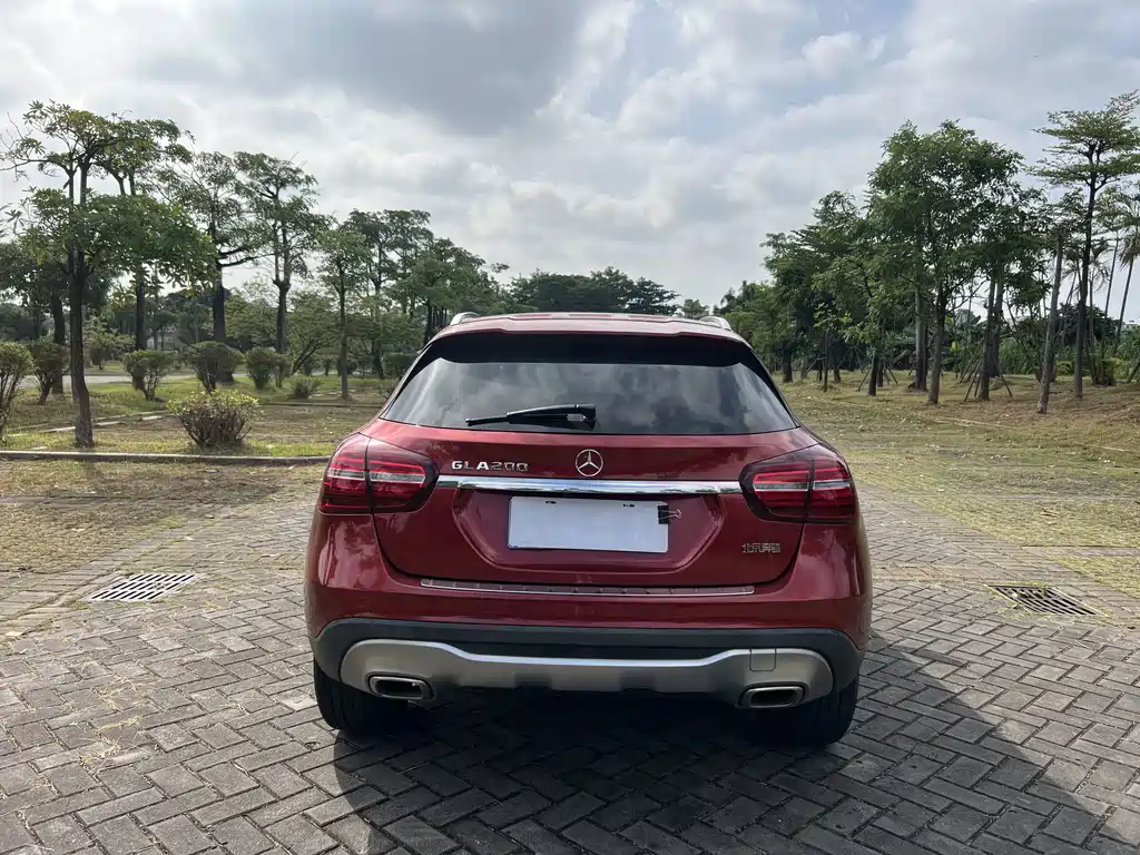 Mercedes-Benz GLA — миниатюра 13