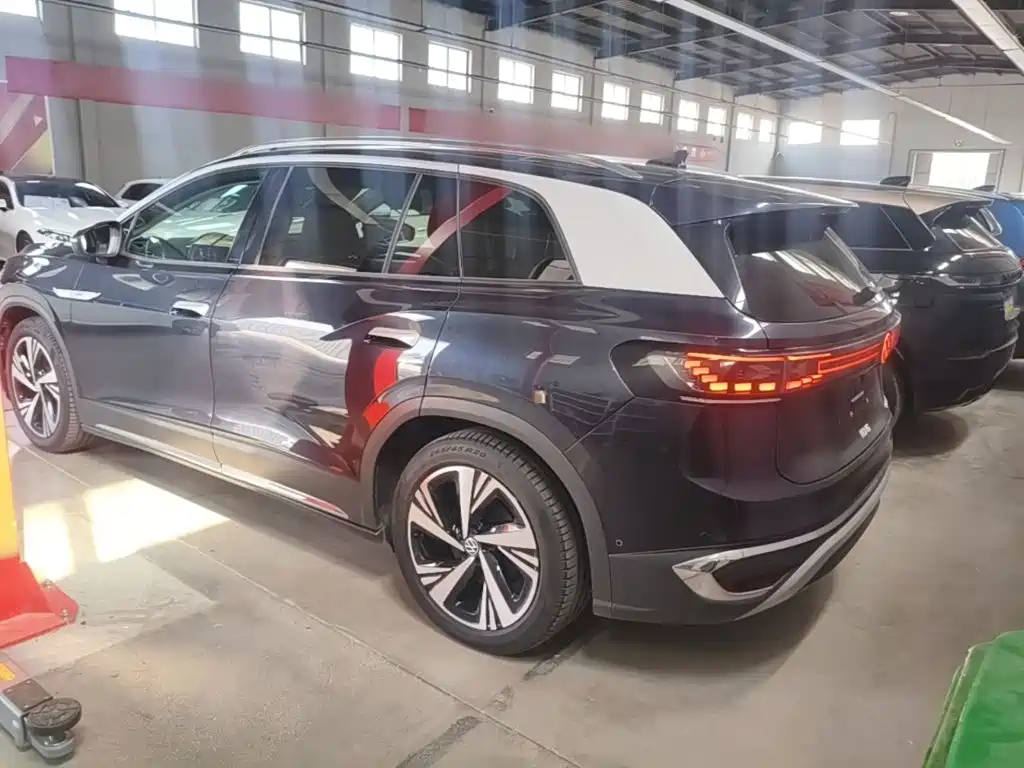 Volkswagen ID.6 Crozz — миниатюра 5