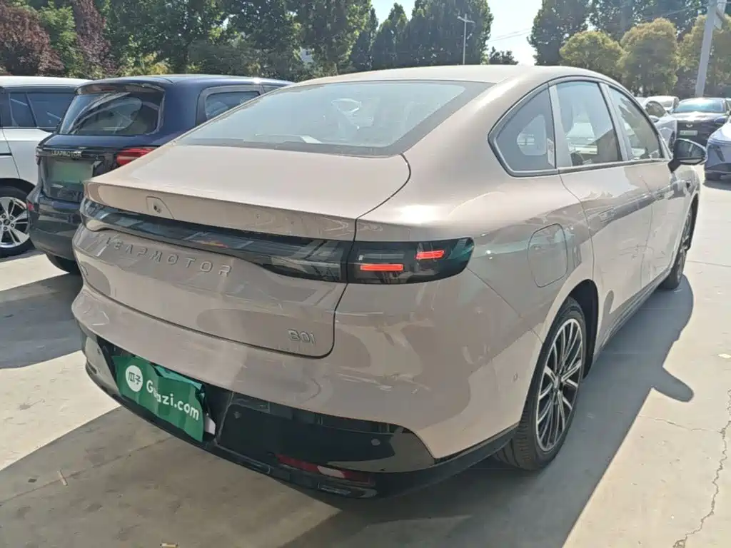 Leapmotor B01 2025 430