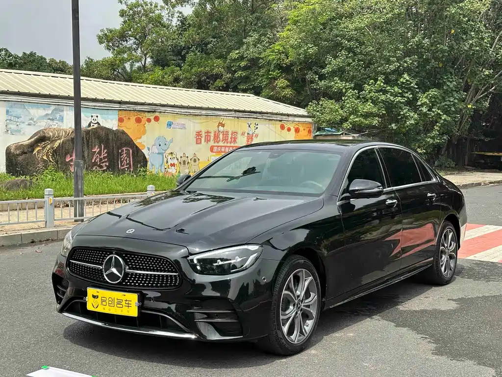 Mercedes-Benz E-Class 2024