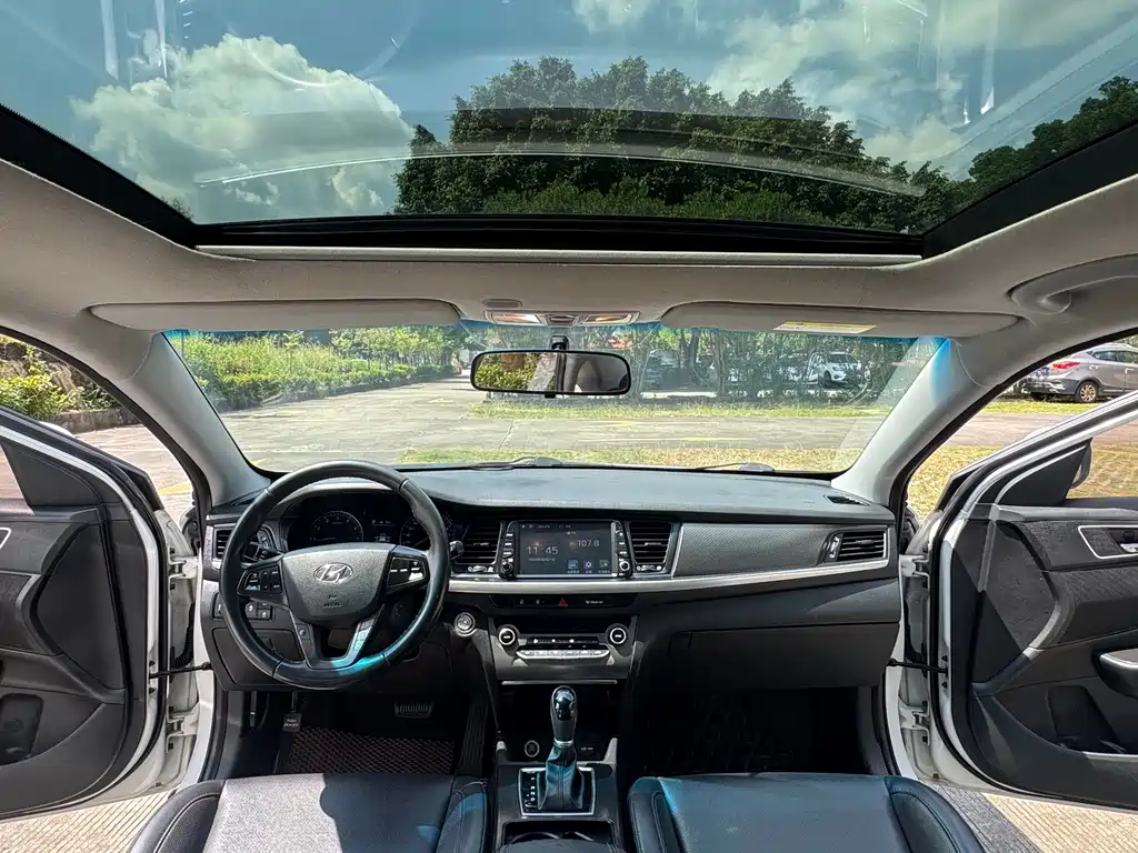 Hyundai Mistra — миниатюра 9