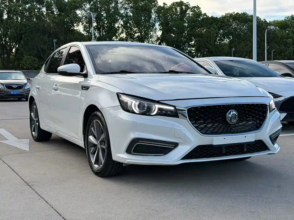 MG MG6 — миниатюра 3