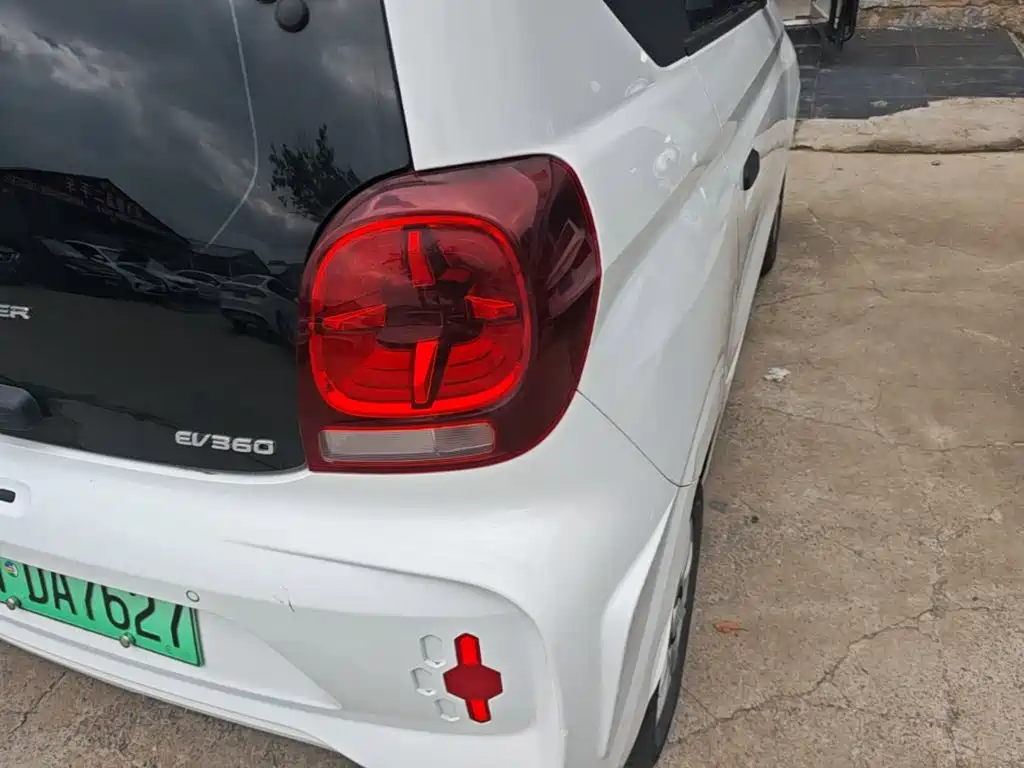 Roewe Clever — миниатюра 8