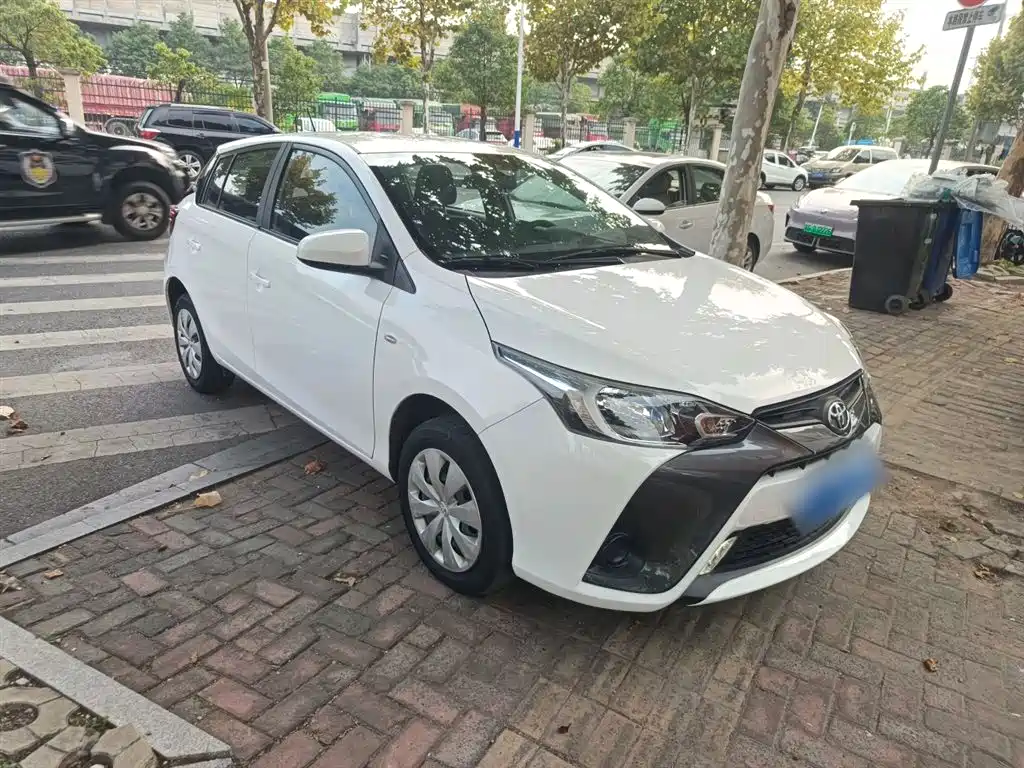 TOYOTA YARIS L ZHIXUAN